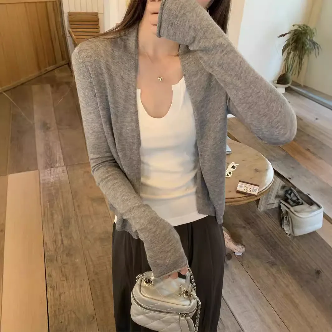 Aiertu outfit fall Early Autumn Lazy Style Design Thin Soft Glutinous Knitted Coat Small Cardigan Simple Niche Curling Short Top