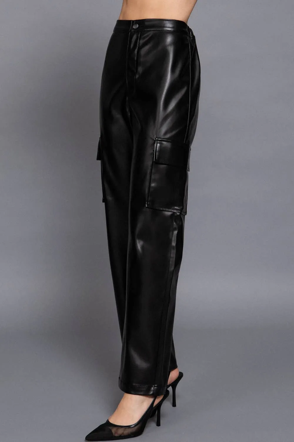 Back Elastic Band Zipper Closure Cargo Faux Leather Pants - Wine