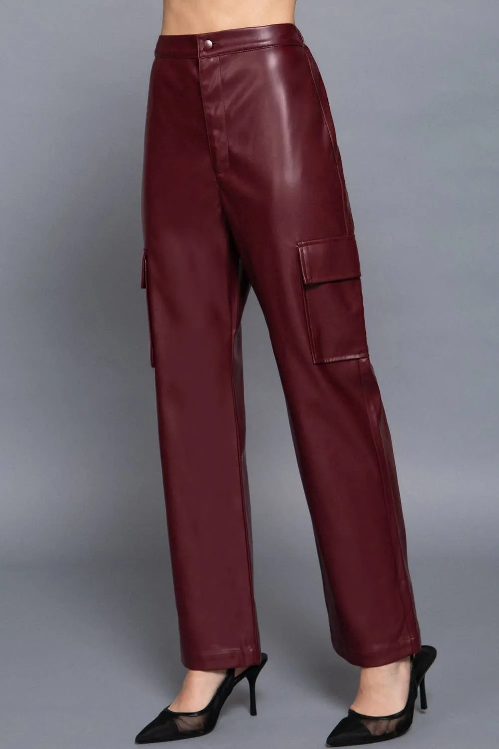 Back Elastic Band Zipper Closure Cargo Faux Leather Pants - Wine