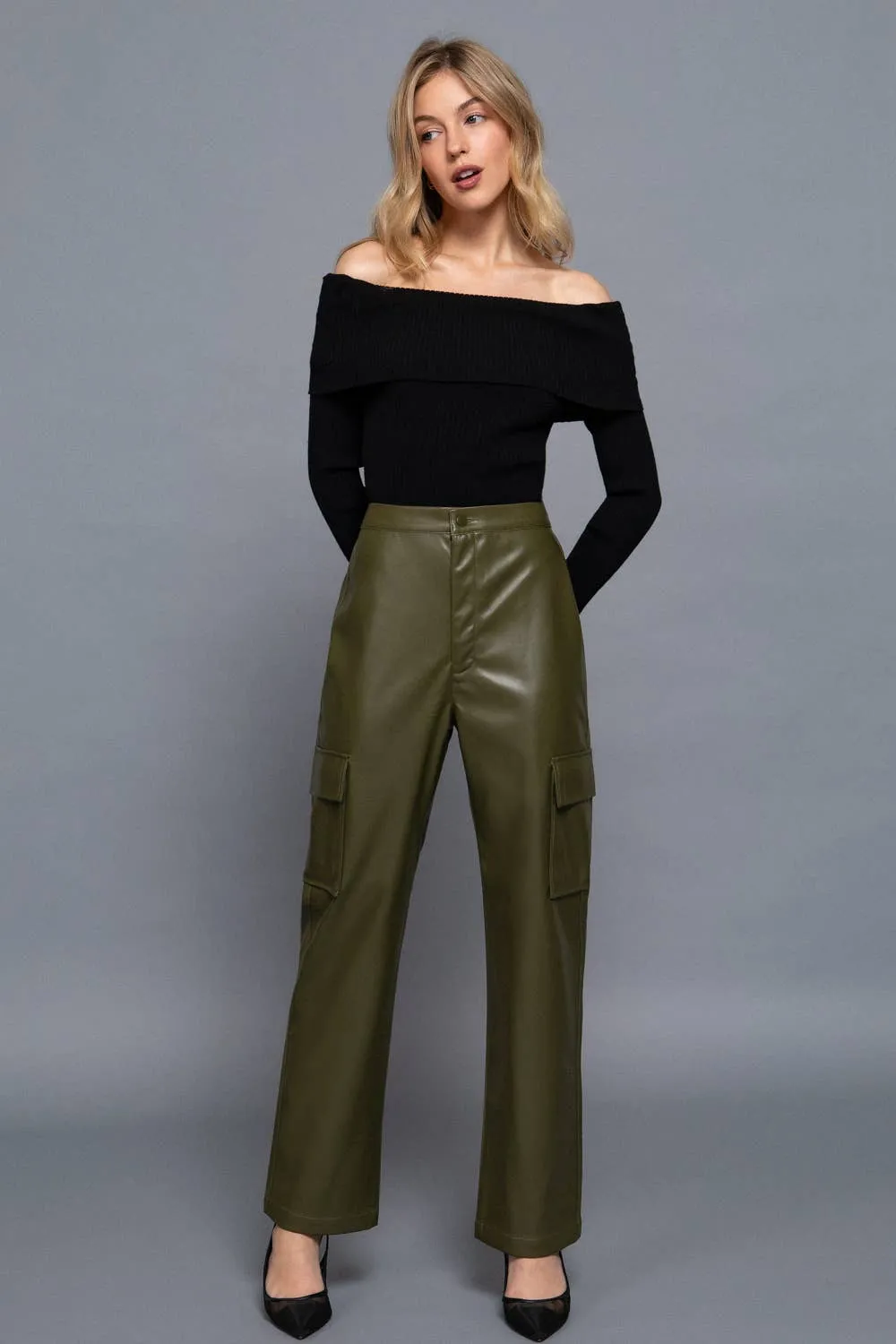 Back Elastic Band Zipper Closure Cargo Faux Leather Pants - Wine