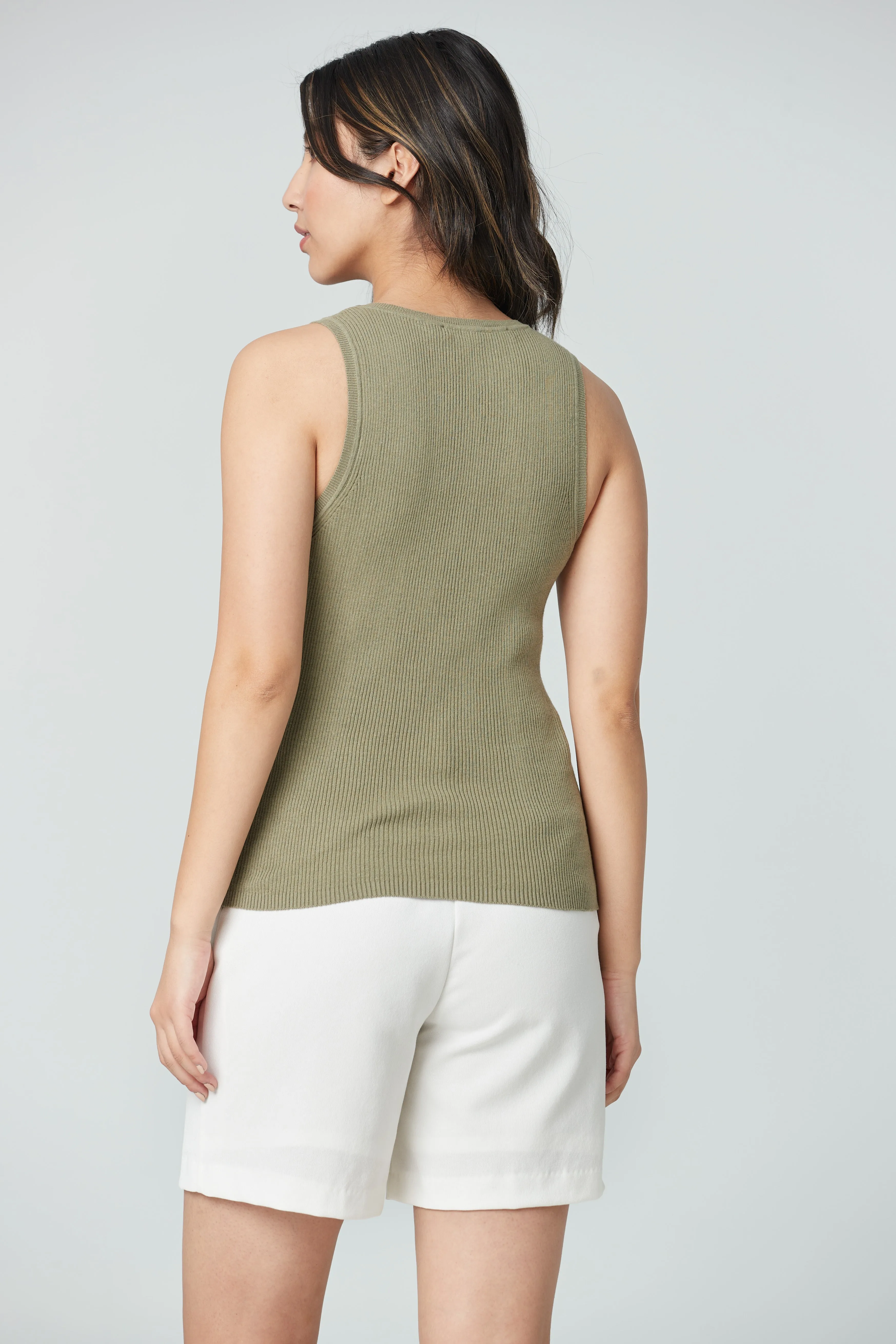 Basic V-Neck Tank