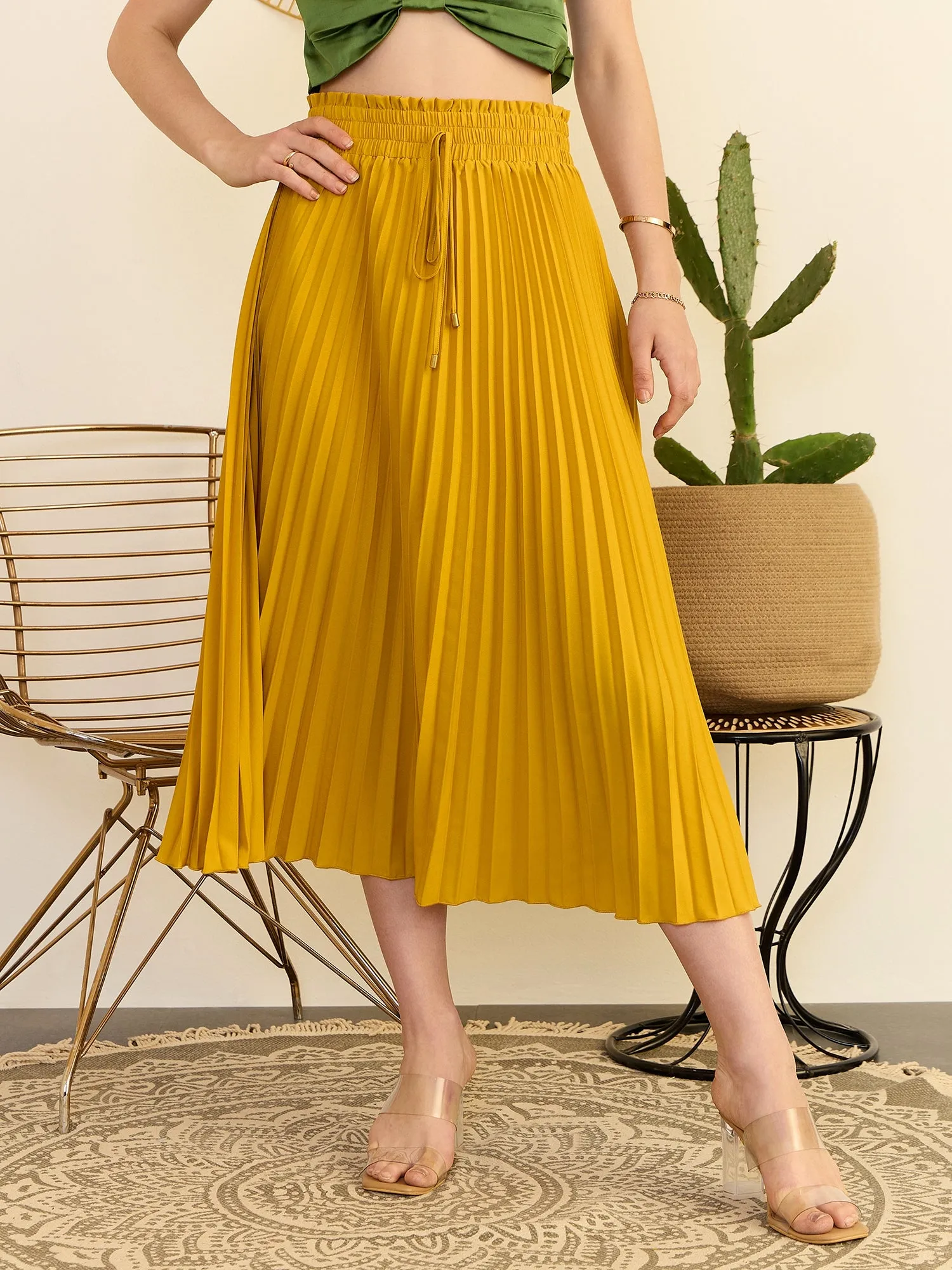 Berrylush Women Solid Yellow High-Rise Elastic Waist Tie-Up Straight Hem Pleated Midi Skirt