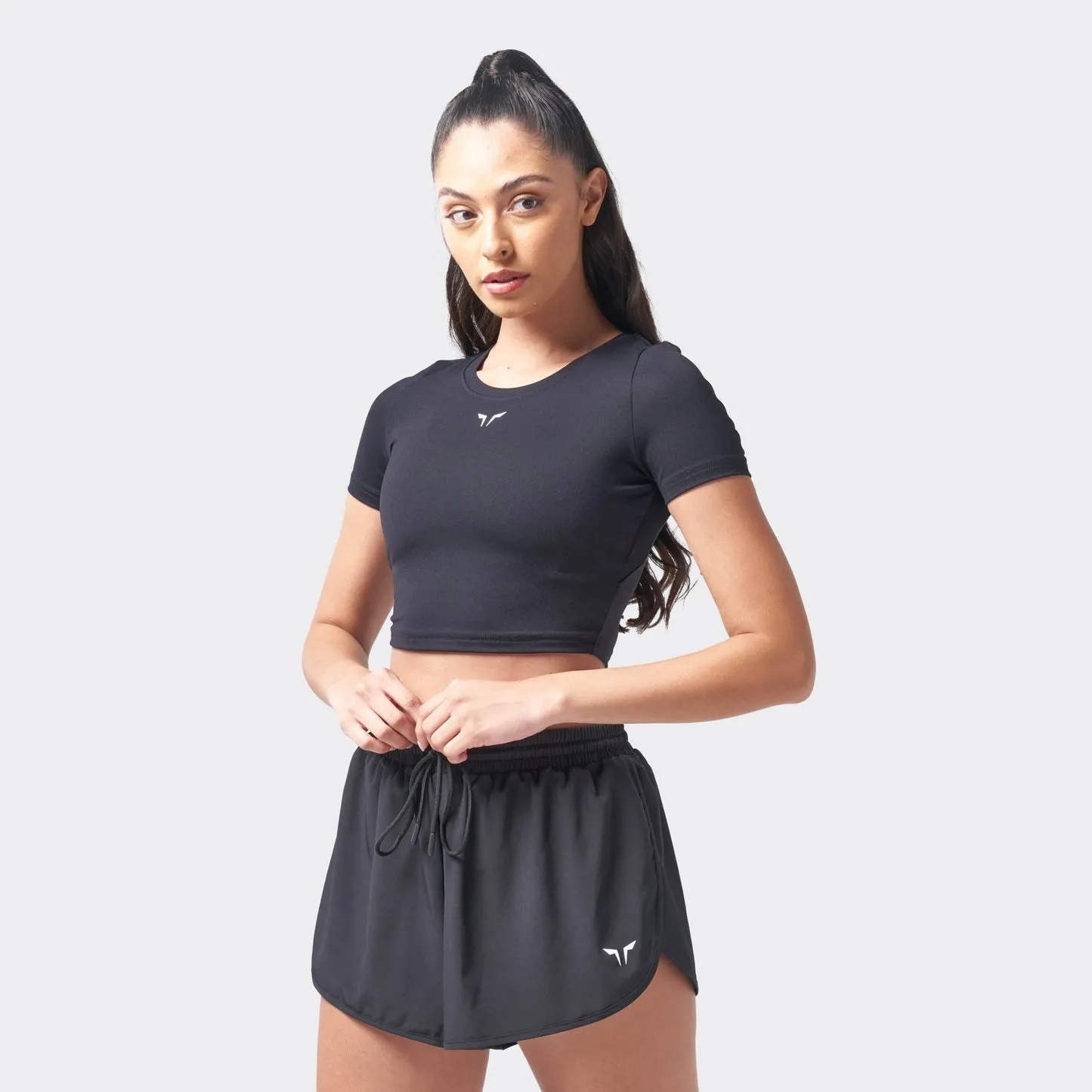 Essential Cropped Tee - Black