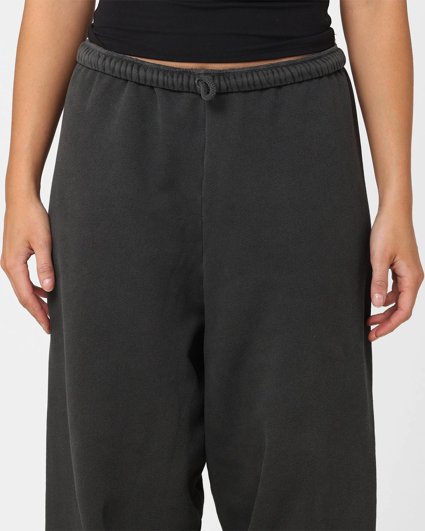 Joah Brown Women's Oversized Joggers Washed Black