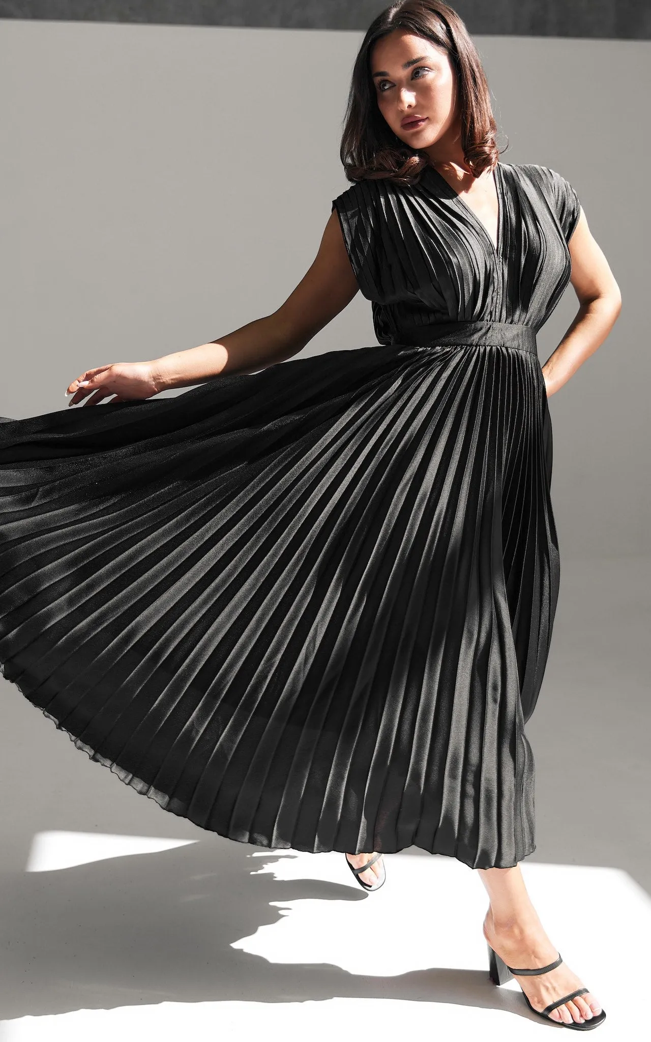 Naomi Maxi Dress - Black