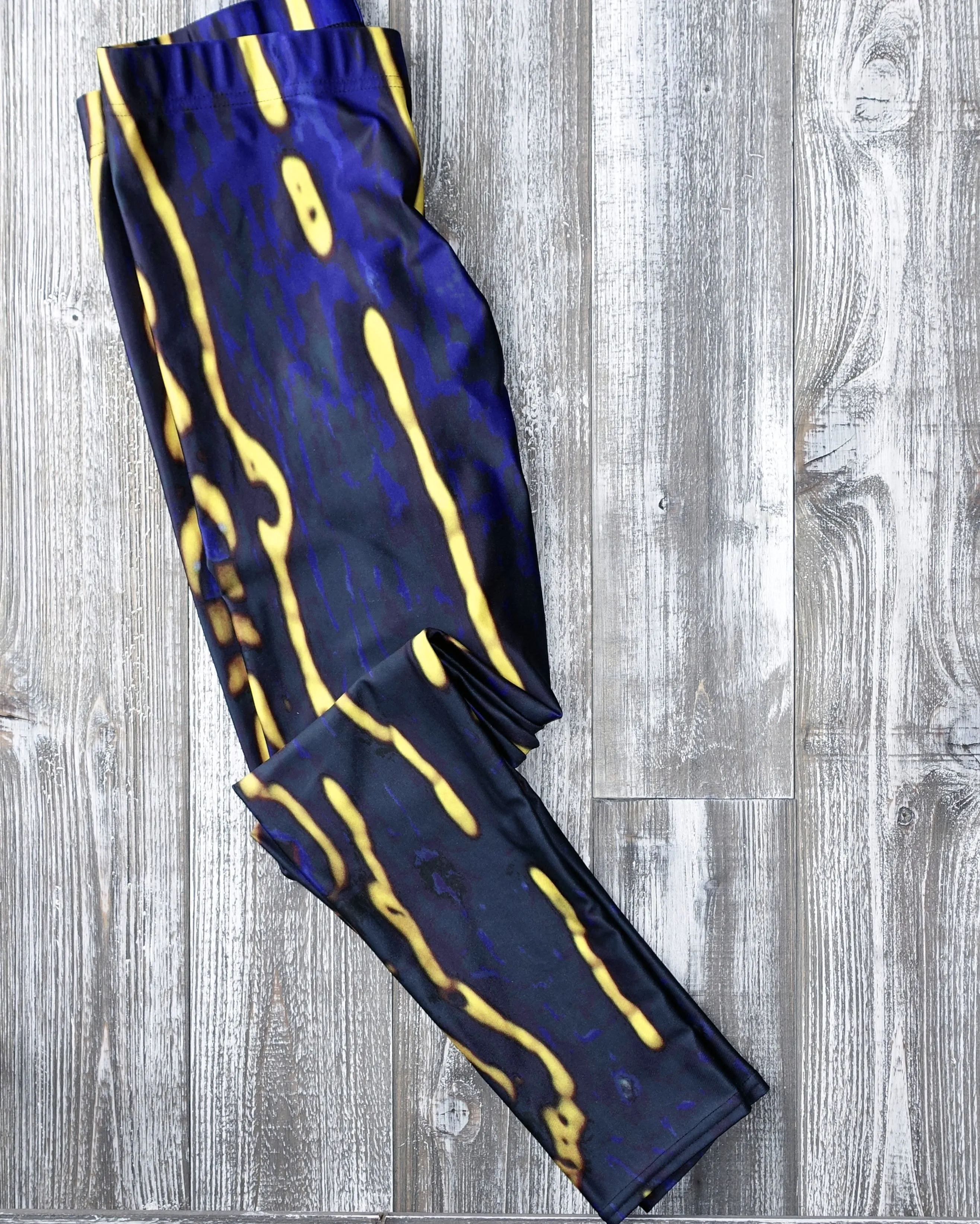 Regal Sea Goddess Leggings