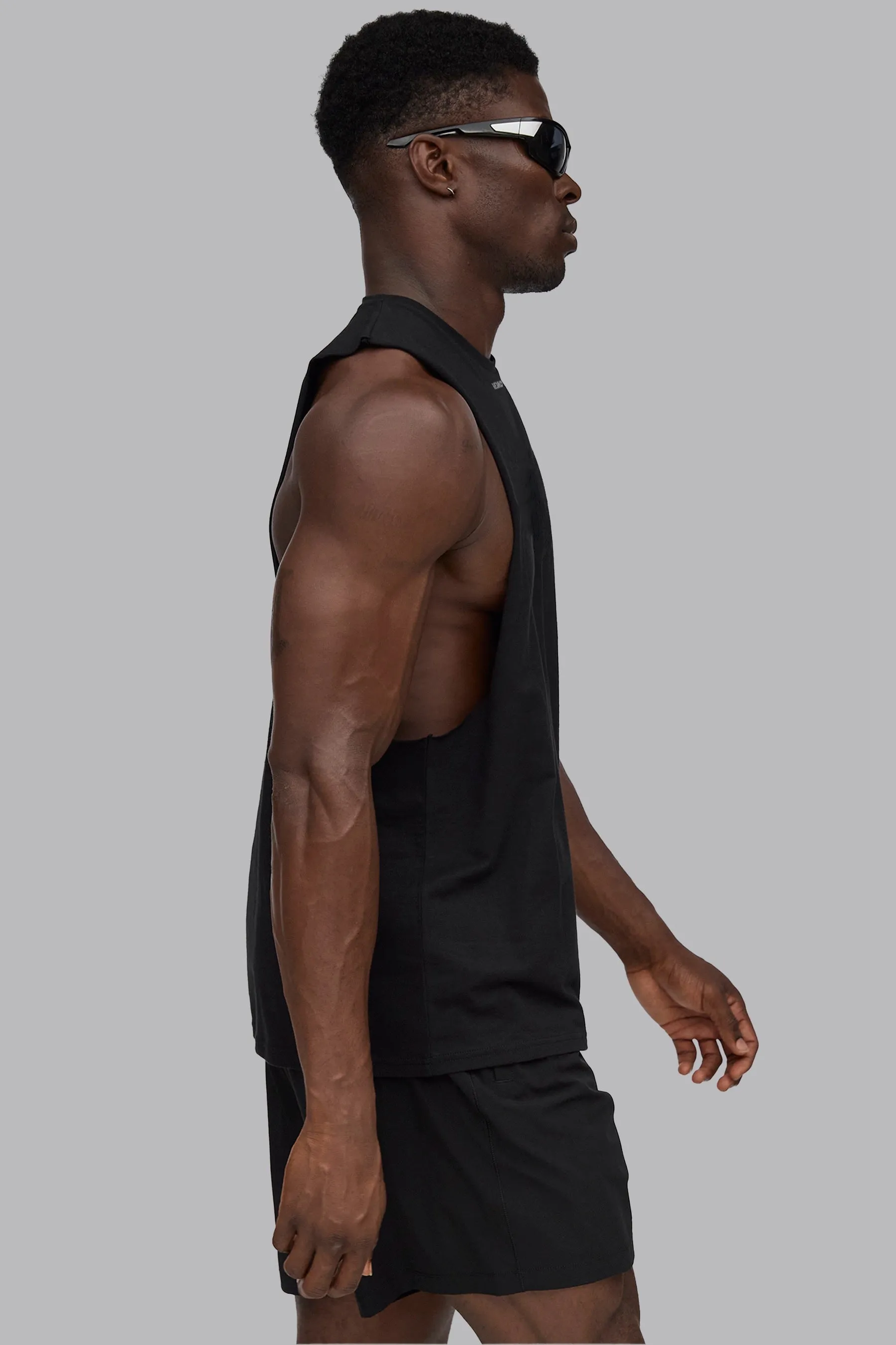 V_BUILD GRAPHIC DROP ARM TANK - Black