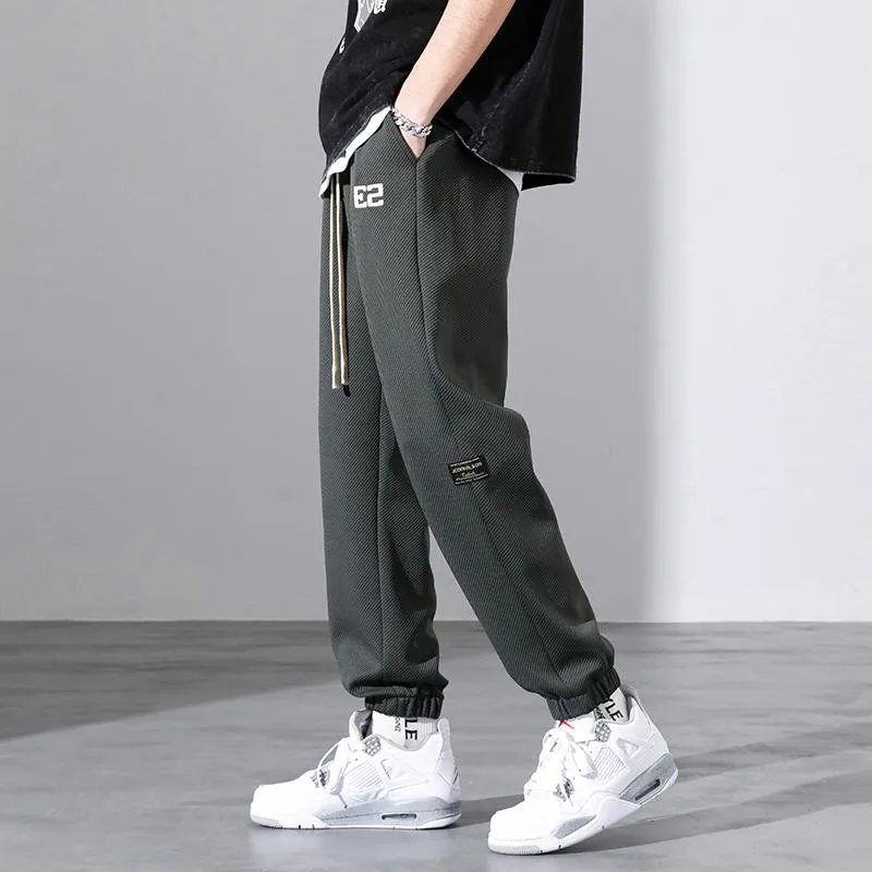 Versatile Letter Tapered Embroidery Sports Loose Fit Sweatpant