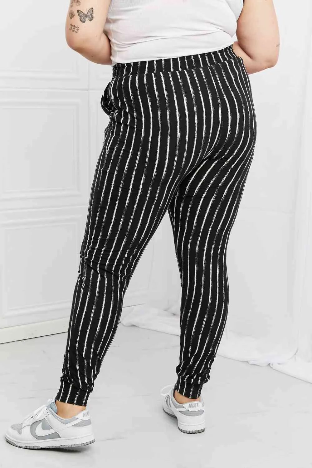 Women's Leggings Depot Stay In Full Size Joggers